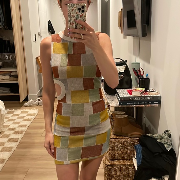 Zara Dresses & Skirts - Zara Colorblock Dress